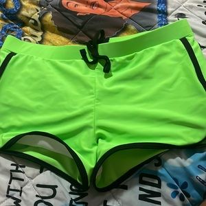 Green bathing suit size M